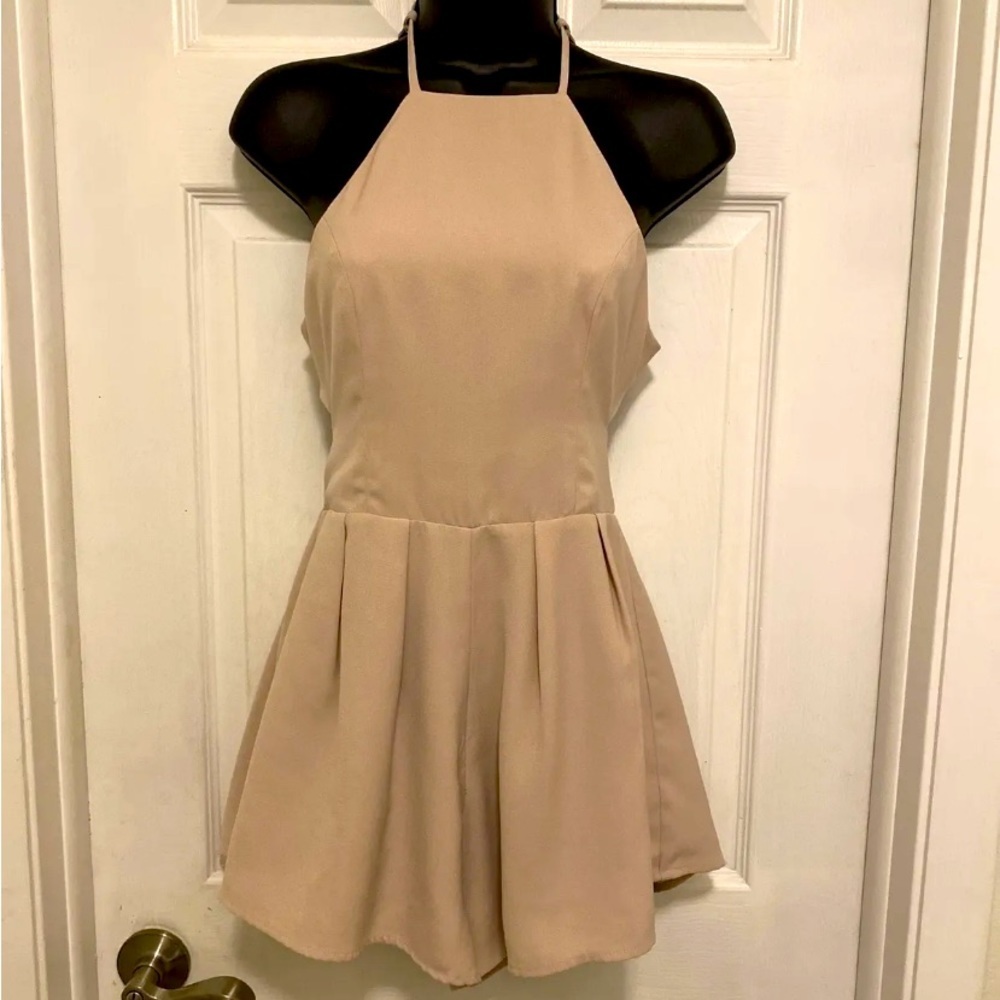 Tobi Women’s Short JumpsuitRomper Size‎ S